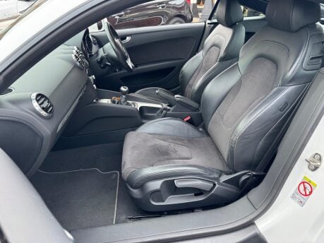 Audi TT 2.0 TDI S line quattro Euro 5 3dr 15