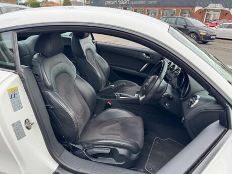 Audi TT 2.0 TDI S line quattro Euro 5 3dr 17