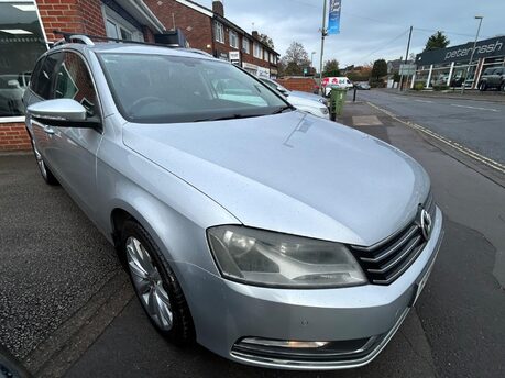 Volkswagen Passat 2.0 TDI BlueMotion Tech Highline DSG Euro 5 (s/s) 5dr 8