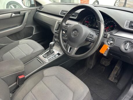 Volkswagen Passat 2.0 TDI BlueMotion Tech Highline DSG Euro 5 (s/s) 5dr 14