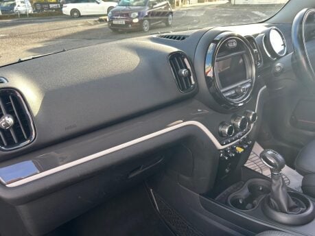 Mini Countryman 1.5 7.6kWh Cooper S E Auto ALL4 Euro 6 (s/s) 5dr 34