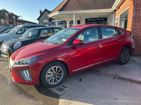 Hyundai IONIQ 38.3kWh Premium EV Auto 5dr 2