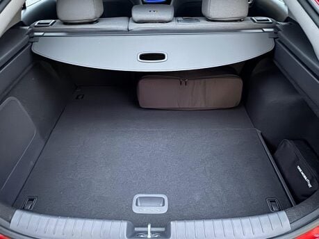 Hyundai IONIQ 38.3kWh Premium EV Auto 5dr 14