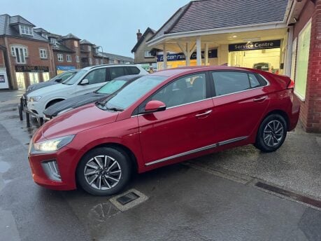 Hyundai IONIQ 38.3kWh Premium EV Auto 5dr 3
