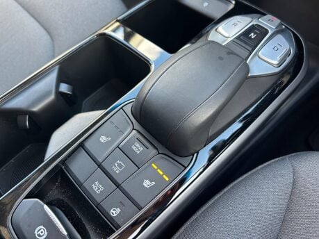 Hyundai IONIQ 38.3kWh Premium EV Auto 5dr 18