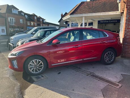Hyundai IONIQ 38.3kWh Premium EV Auto 5dr 3