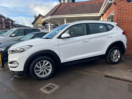 Hyundai TUCSON 1.6 GDi Blue Drive SE Euro 6 (s/s) 5dr 2