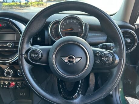 Mini Hatch 1.5 Cooper Euro 6 (s/s) 5dr 21