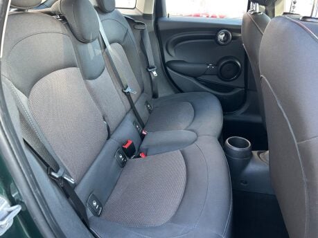 Mini Hatch 1.5 Cooper Euro 6 (s/s) 5dr 16