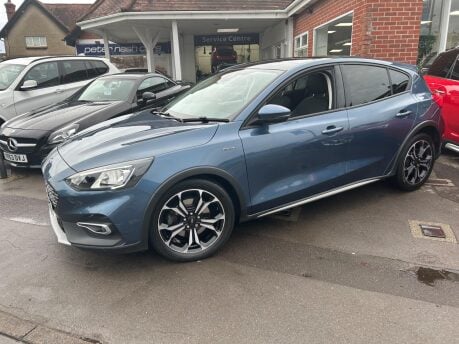 Ford Focus 1.0T EcoBoost 125 Active X Euro 6 (s/s) 5dr 2