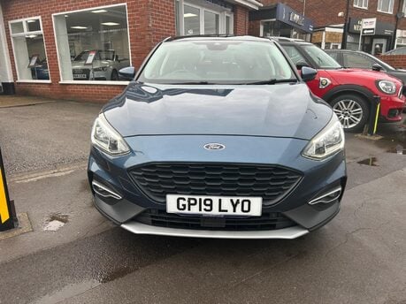Ford Focus 1.0T EcoBoost 125 Active X Euro 6 (s/s) 5dr 3