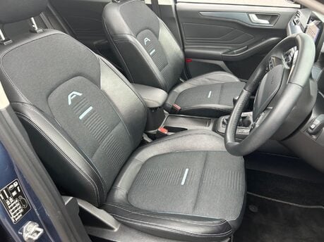 Ford Focus 1.0T EcoBoost 125 Active X Euro 6 (s/s) 5dr 33