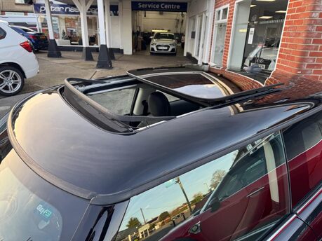 Mini Hatch COOPER 14