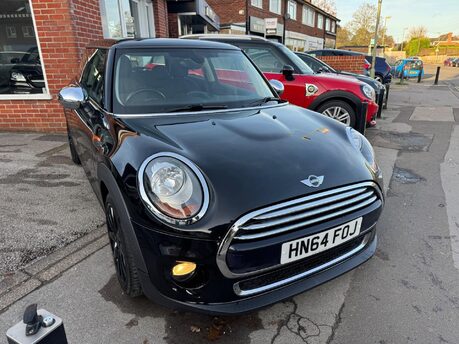 Mini Hatch COOPER 13