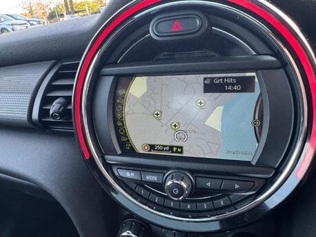 Mini Hatch COOPER 23