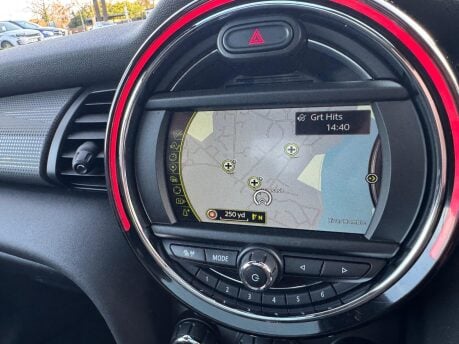 Mini Hatch COOPER 23