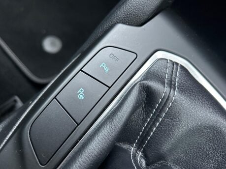 Ford Focus TITANIUM X 30