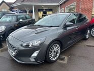 Ford Focus TITANIUM X 1