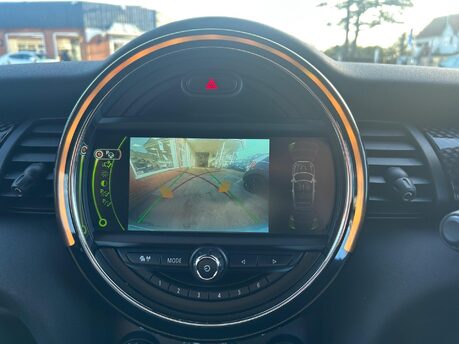 Mini Convertible COOPER S 28