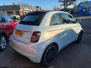 Fiat 500e C LA PRIMA 9
