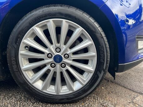 Ford Focus 1.5T EcoBoost Titanium X Euro 6 (s/s) 5dr 12
