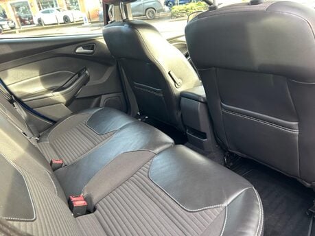 Ford Focus 1.5T EcoBoost Titanium X Euro 6 (s/s) 5dr 17