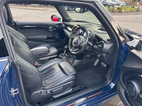 Mini Hatch 2.0 Cooper S Auto Euro 6 (s/s) 3dr 15