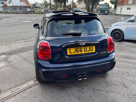 Mini Hatch 2.0 Cooper S Auto Euro 6 (s/s) 3dr 5