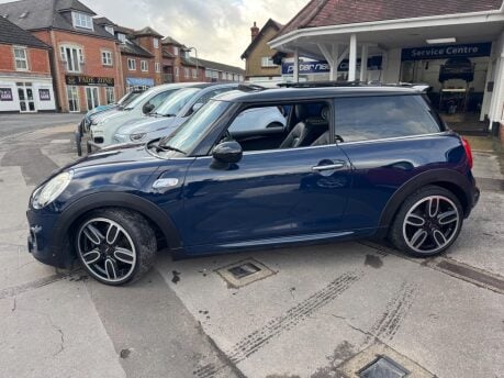 Mini Hatch 2.0 Cooper S Auto Euro 6 (s/s) 3dr 4