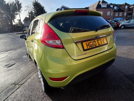 Ford Fiesta TITANIUM 4