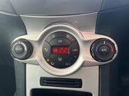 Ford Fiesta TITANIUM 23