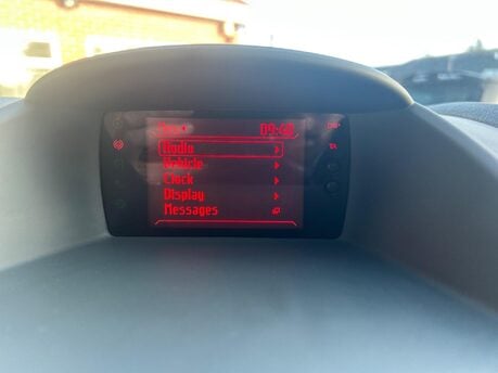 Ford Fiesta TITANIUM 29