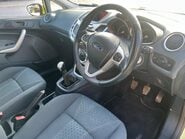 Ford Fiesta TITANIUM 19