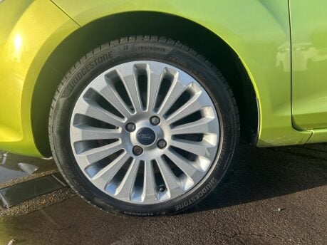 Ford Fiesta TITANIUM 13