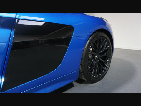 Audi R8 5.2 FSI V10 Plus S Tronic quattro Euro 6 (s/s) 2dr 7