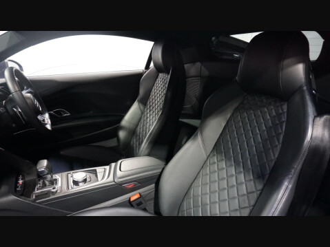 Audi R8 5.2 FSI V10 Plus S Tronic quattro Euro 6 (s/s) 2dr 24