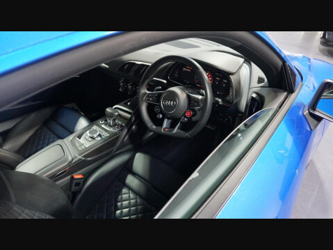 Audi R8 5.2 FSI V10 Plus S Tronic quattro Euro 6 (s/s) 2dr 19