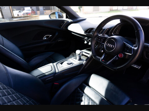 Audi R8 5.2 FSI V10 Plus S Tronic quattro Euro 6 (s/s) 2dr 30