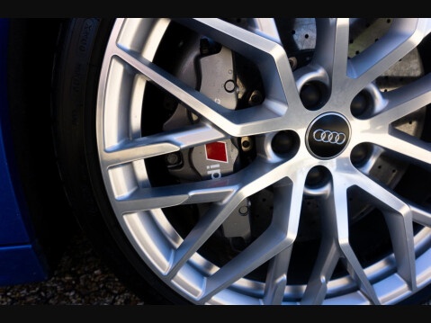 Audi R8 5.2 FSI V10 Plus S Tronic quattro Euro 6 (s/s) 2dr 3