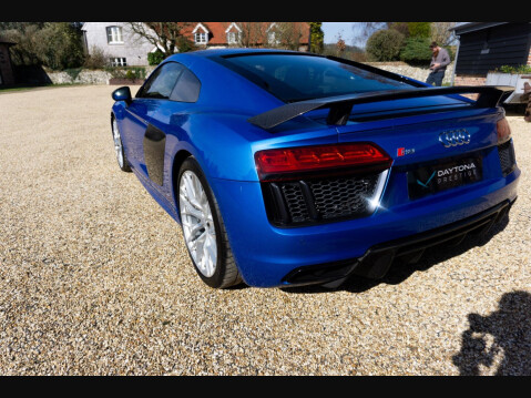 Audi R8 5.2 FSI V10 Plus S Tronic quattro Euro 6 (s/s) 2dr 19