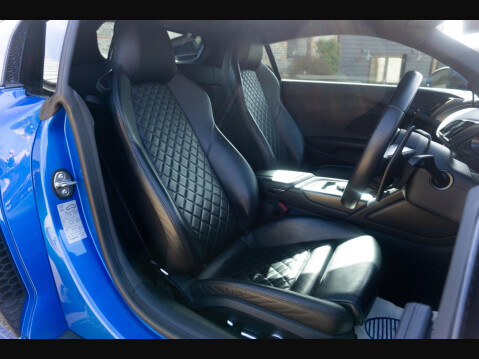Audi R8 5.2 FSI V10 Plus S Tronic quattro Euro 6 (s/s) 2dr 48