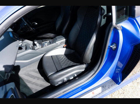Audi R8 5.2 FSI V10 Plus S Tronic quattro Euro 6 (s/s) 2dr 53