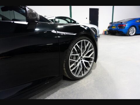 Audi R8 5.2 FSI V10 Plus S Tronic quattro Euro 6 (s/s) 2dr 11
