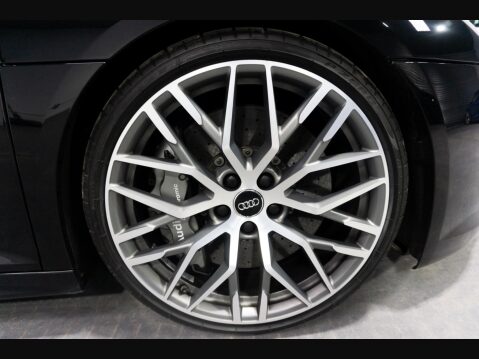 Audi R8 5.2 FSI V10 Plus S Tronic quattro Euro 6 (s/s) 2dr 18