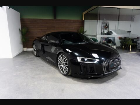 Audi R8 5.2 FSI V10 Plus S Tronic quattro Euro 6 (s/s) 2dr 5