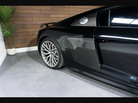 Audi R8 5.2 FSI V10 Plus S Tronic quattro Euro 6 (s/s) 2dr 13