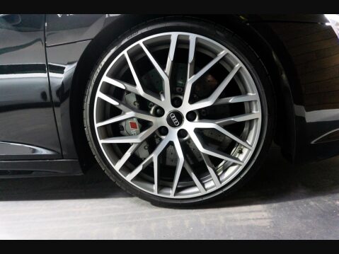 Audi R8 5.2 FSI V10 Plus S Tronic quattro Euro 6 (s/s) 2dr 26