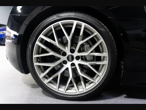 Audi R8 5.2 FSI V10 Plus S Tronic quattro Euro 6 (s/s) 2dr 27
