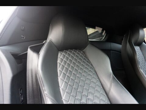 Audi R8 5.2 FSI V10 Plus S Tronic quattro Euro 6 (s/s) 2dr 33