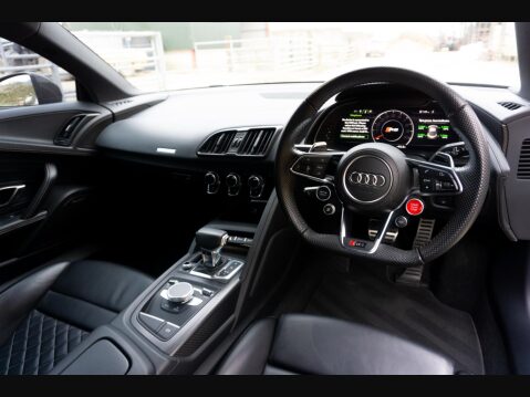 Audi R8 5.2 FSI V10 Plus S Tronic quattro Euro 6 (s/s) 2dr 35